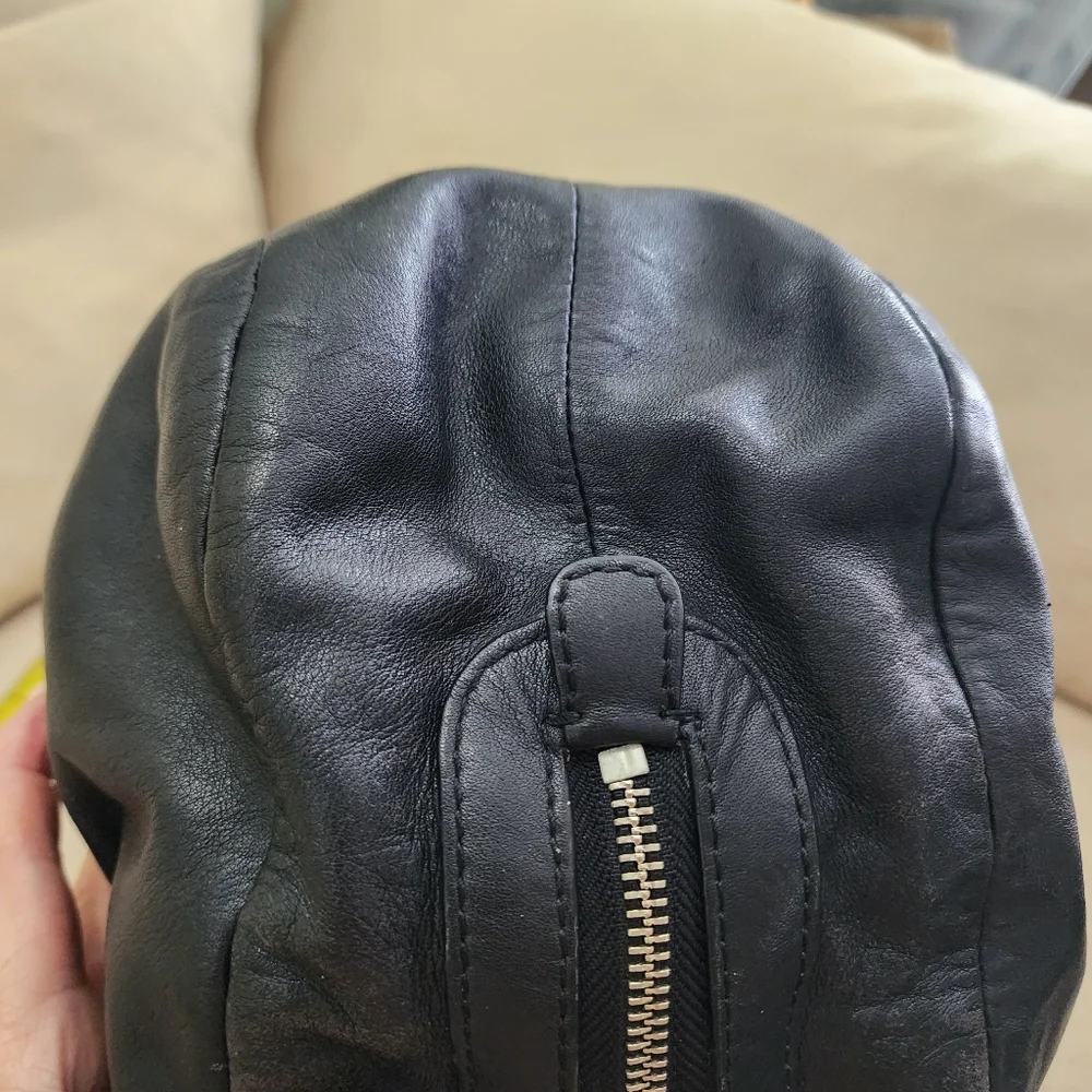 Coach black Very Sofft Leather Shoulder Bag.